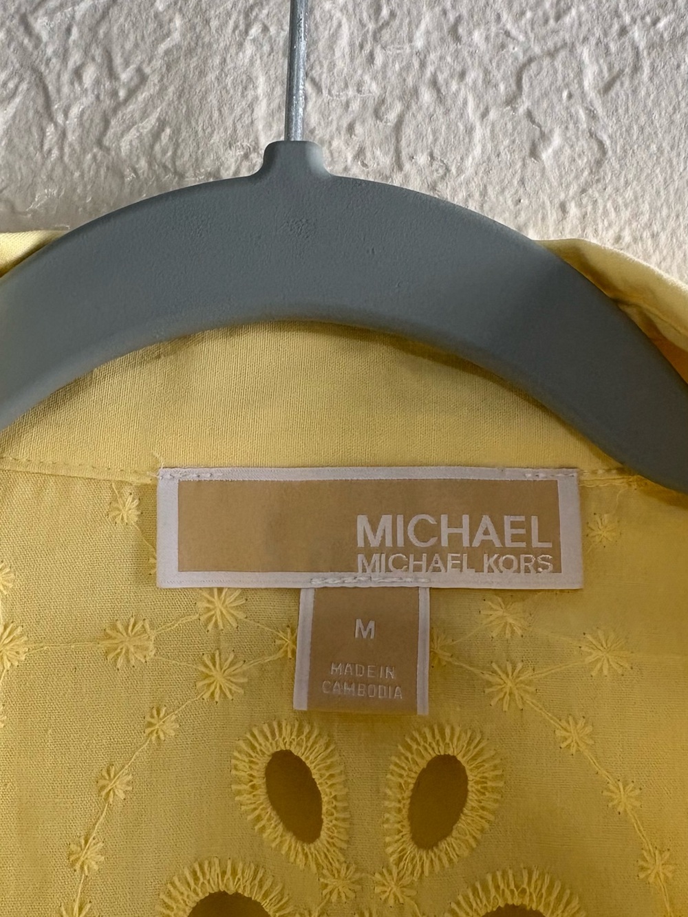 Michael Kors Yellow Eyelet Cotton Crop Shirt - Picture 6 of 8